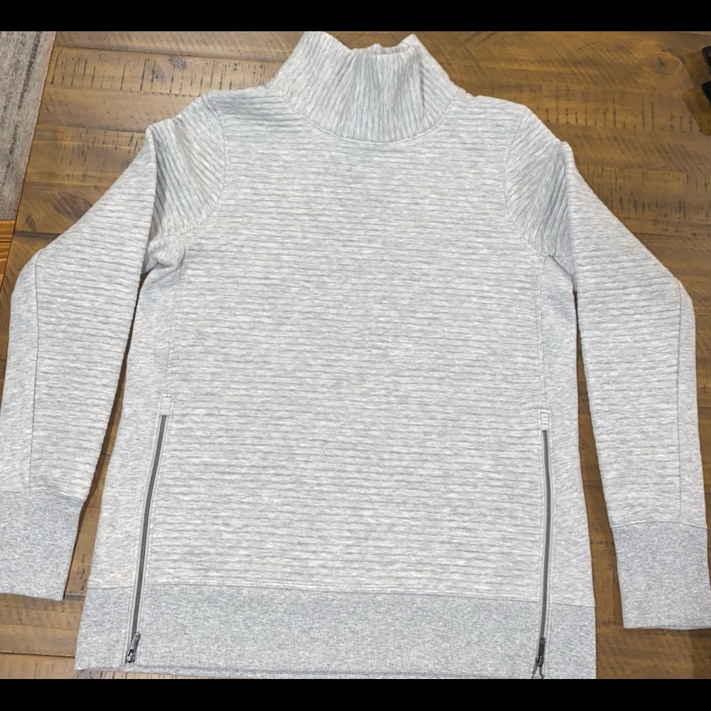 All in Motion Gray Ribbed Sweatshirt